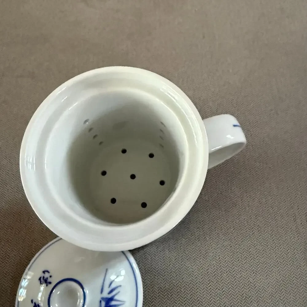 Blue White Bamboo Ceramic Tea Mug with Infuser Strainer & Lid Asian Style